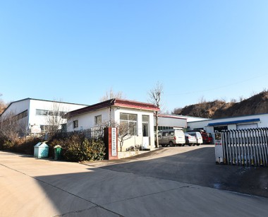 廠區(qū)門口